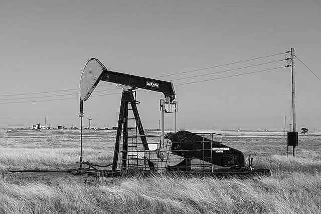 Cheap Oil Travels Fast. Pain Reaches West Texas First